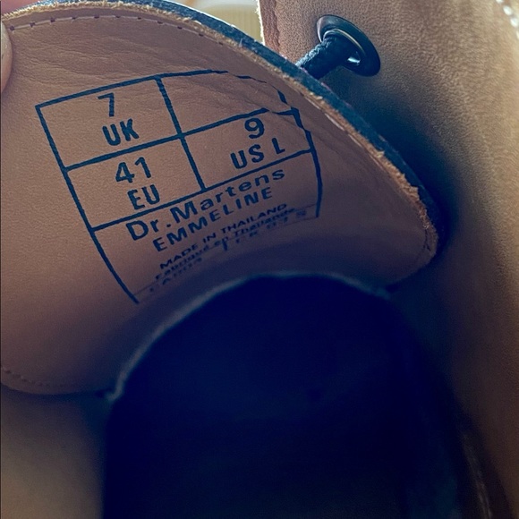 Doc Martens Emmeline - Picture 9 of 13